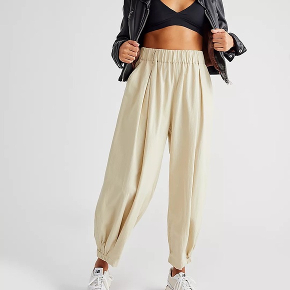 Free People Pants - Free People Barrel Remi Trousers Pants Pull on